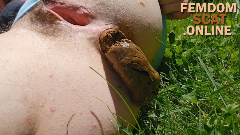 Nerdy Faery – Poop and Pee Fountain in my Garden new scat porn videos